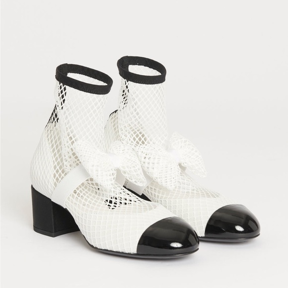 New Chanel 2023 White Mesh Preowned Slip On Bow Ankle Boots Size 41 - Picture 3 of 15